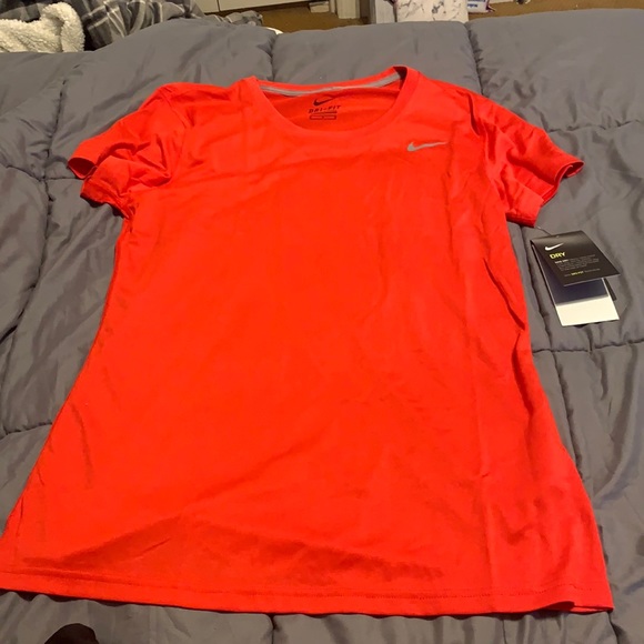 Nike Tops - Nike Shirt